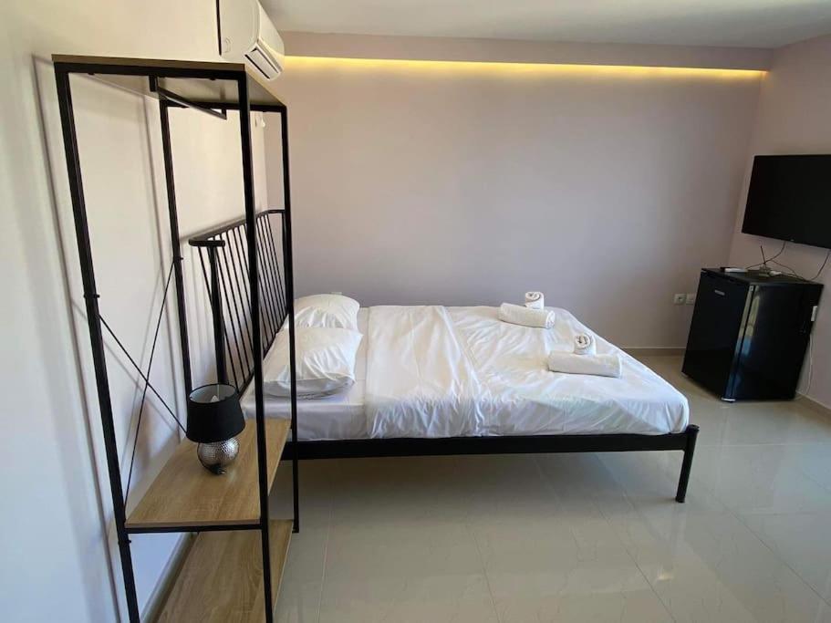 Appartement Lavrio 1Bdr Penthouse 7 Min On Foot From The Port Extérieur photo